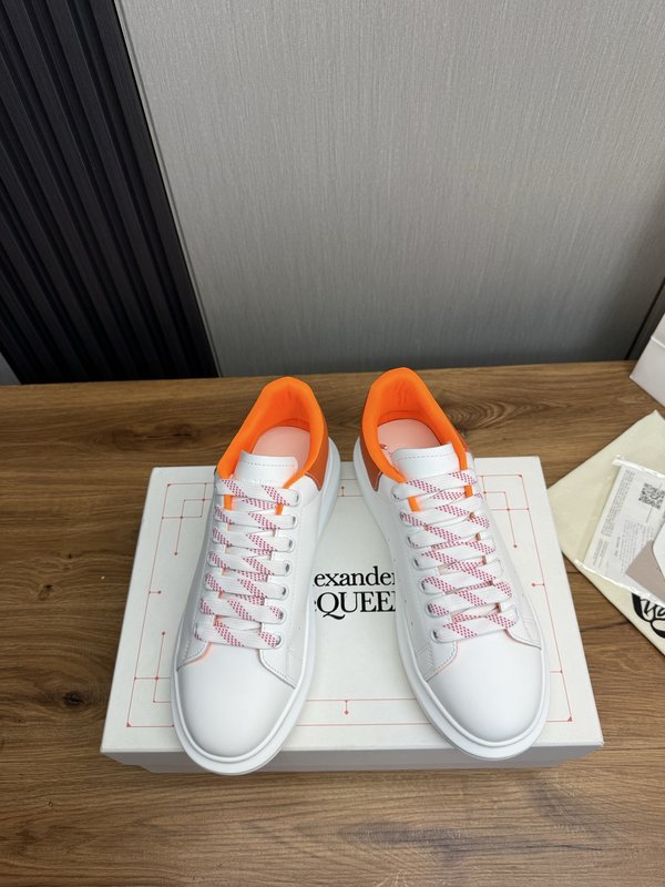 Alexander McQueen 고급 버전 커플 운동화 001-271256