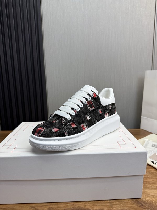 Alexander McQueen 커플 운동화 001-271268