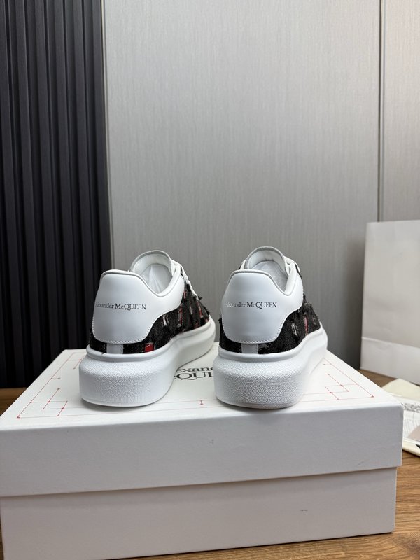 Alexander McQueen 커플 운동화 001-271268