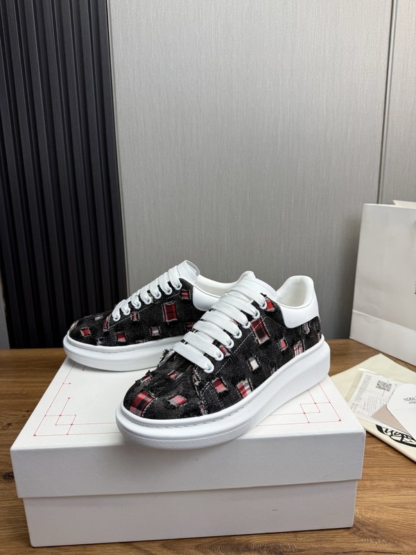 Alexander McQueen 커플 운동화 001-271268