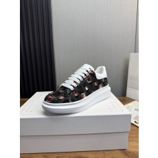 Alexander McQueen 커플 운동화 001-271268