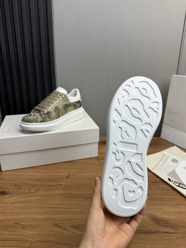 Alexander McQueen 맥퀸 커플용 운동화 001-271271