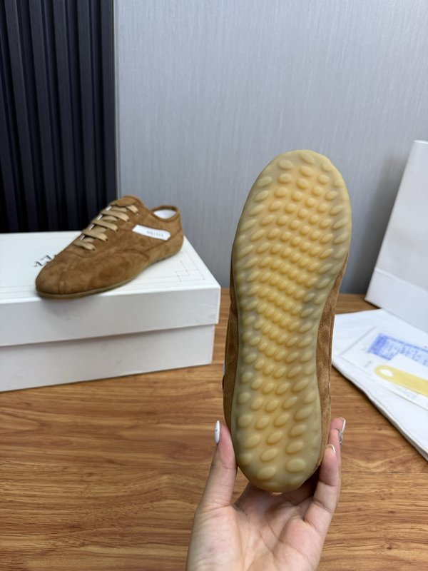 맥퀸 데쉰 슈즈 커플 001-271281