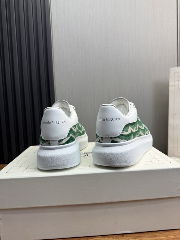Alexander McQueen 커플 스니커즈 001-271329