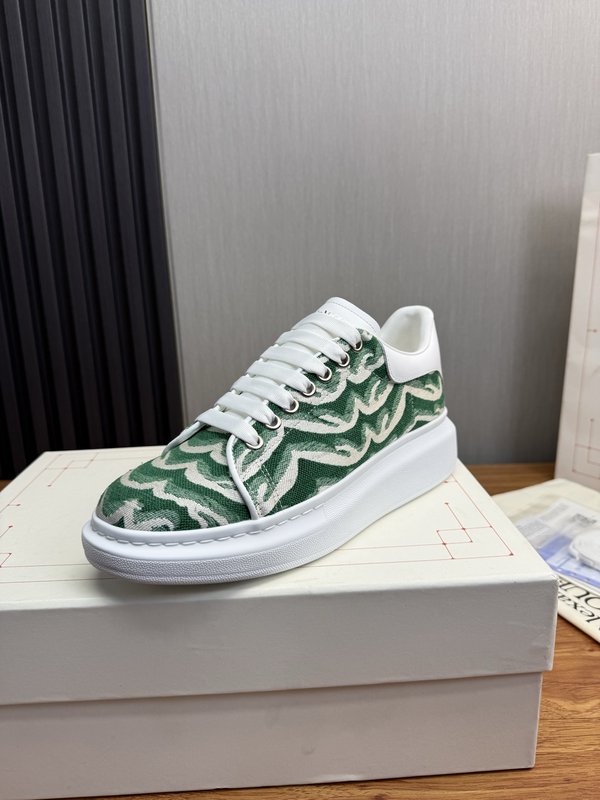 Alexander McQueen 커플 스니커즈 001-271329