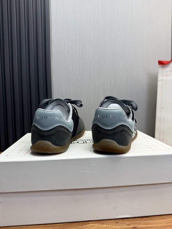 Alexander McQueen 커플 레저 신발 (실크 001-271332
