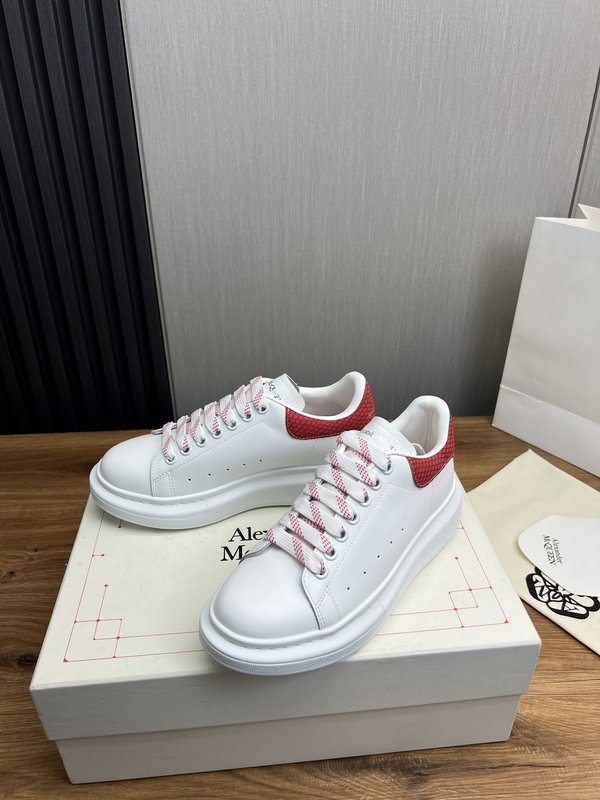 Alexander McQueen 커플 스니커즈 001-271342