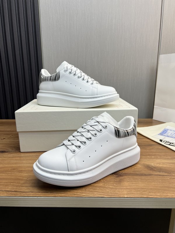 Alexander McQueen 커플 화이트 운동화 001-271353
