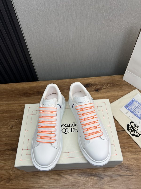 Alexander McQueen 커플 스니커즈 001-271361