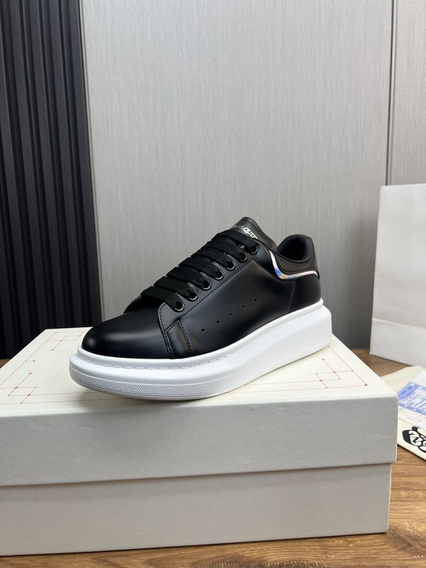 Alexander McQueen 최고급 버전 운동화 001-271369