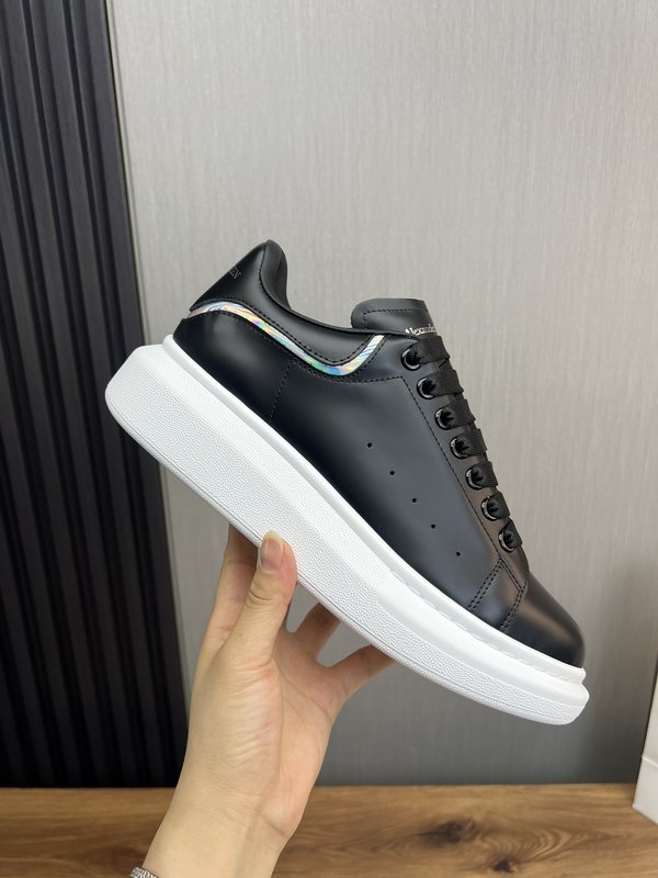 Alexander McQueen 최고급 버전 운동화 001-271369
