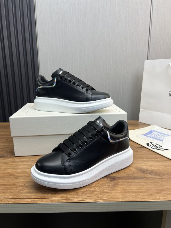 Alexander McQueen 최고급 버전 운동화 001-271369