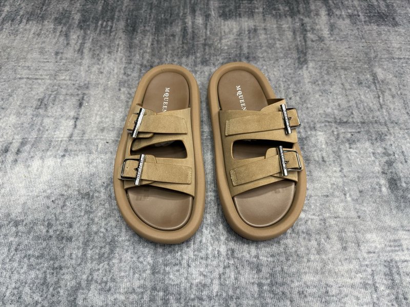 맥퀸 MCQ 슬리퍼 001-271386
