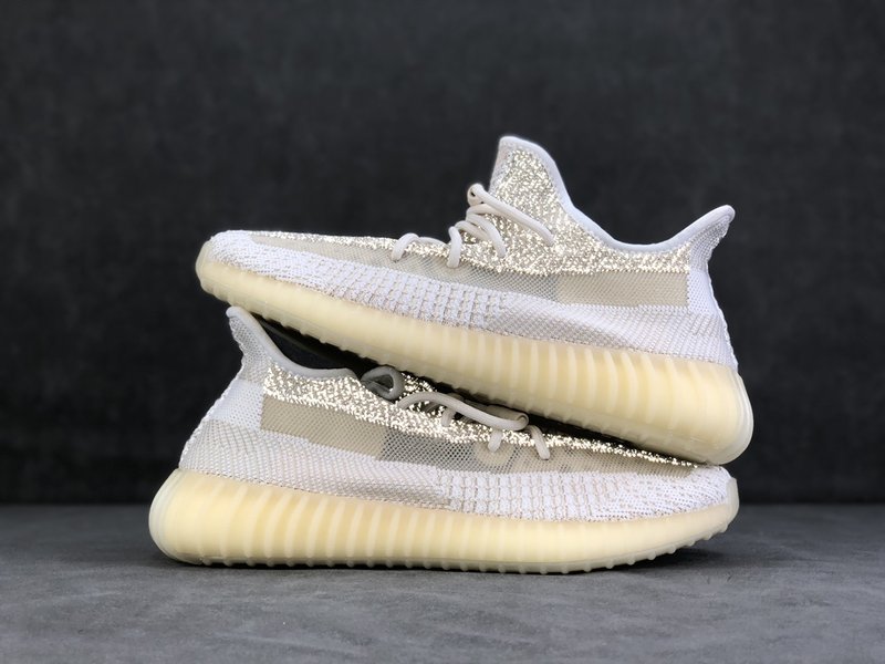 이지 350 V2 크림 패치 스타라이트 001-271439