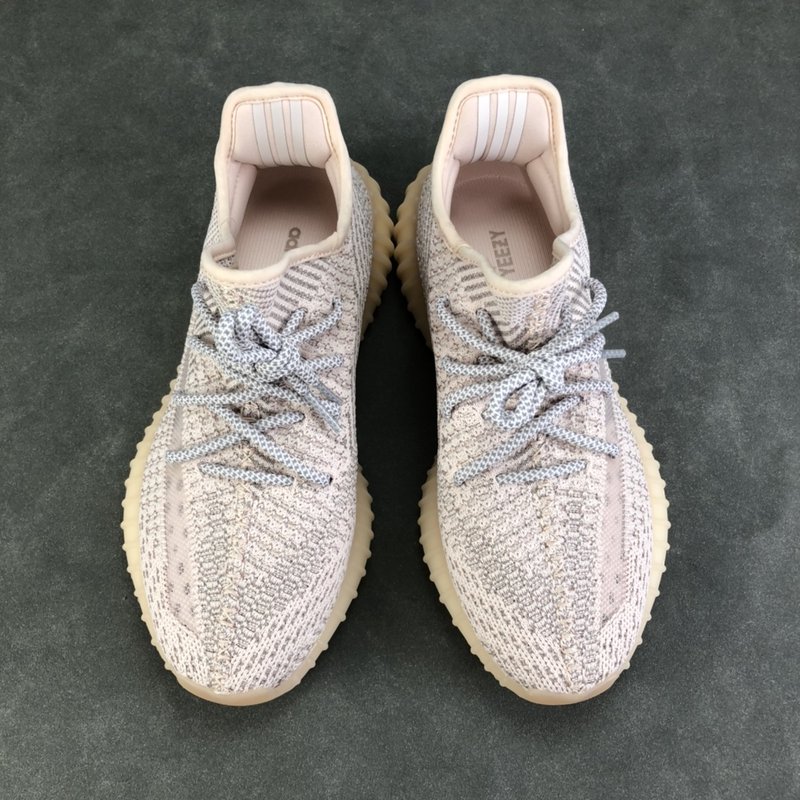 YEEZY 350 V2 핑크 스타라이트 바스프 001-271440