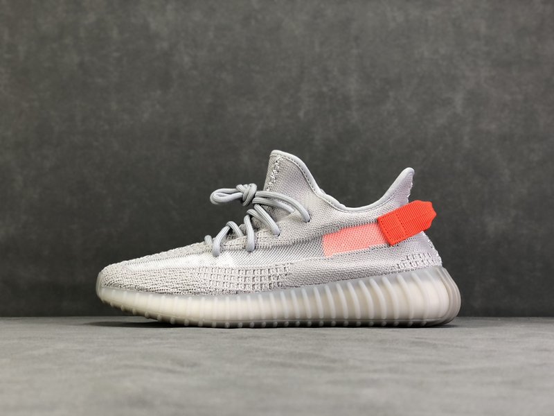 Yeezy 350 V2 테일 라이트 바스프 001-271445