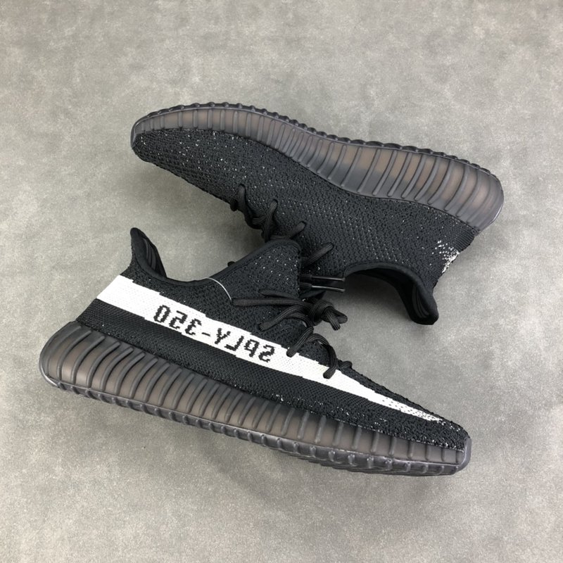 코코넛 350v2 블랙 & 화이트 001-271457
