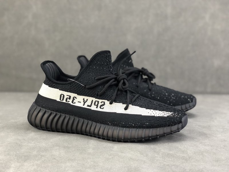 코코넛 350v2 블랙 & 화이트 001-271457