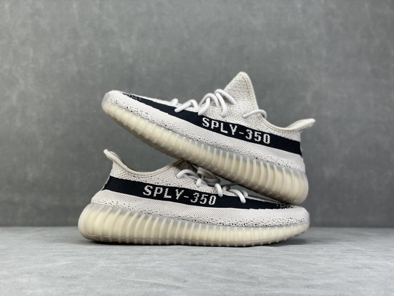 Yeezy 350v2 스니커즈 001-271472