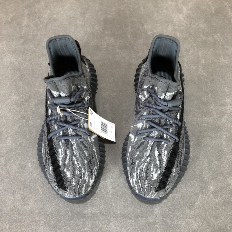 이지 부스트 350 V2 레인보우 그레이 001-271474