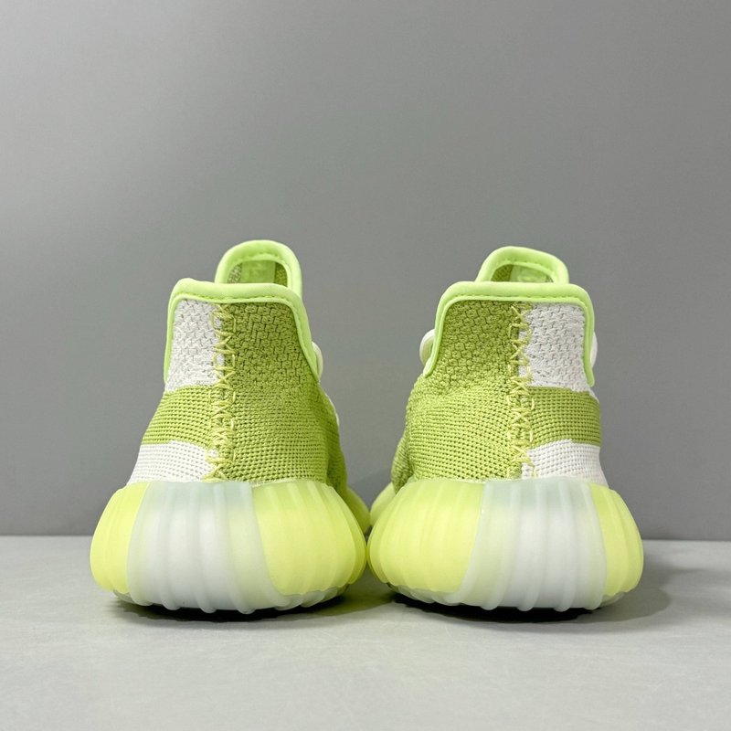 아디다스 Yeezy 350 V2 캐주얼 신발 001-271476