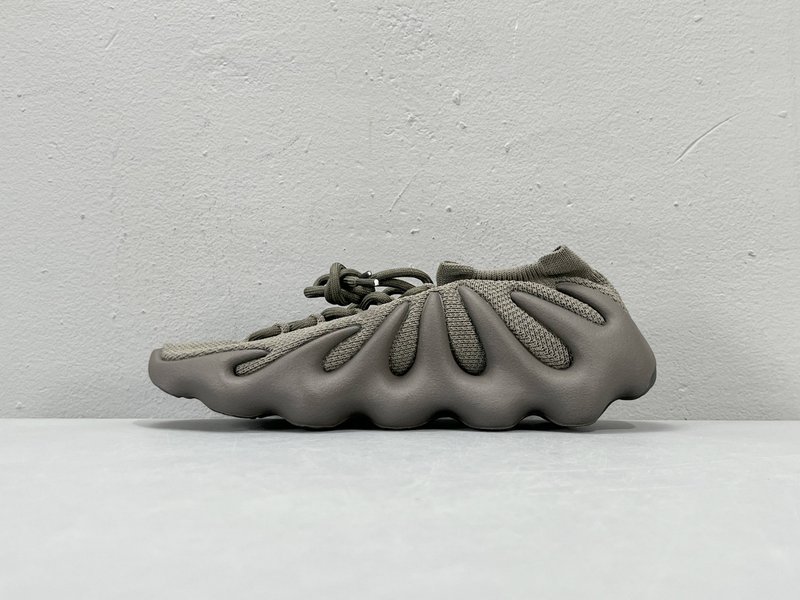 Yeezy 450 Cinder 잿빛 운동화 001-271482