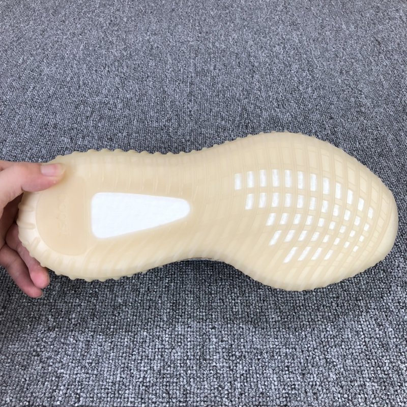 이지 350 v2 블루 레인보우 001-271499