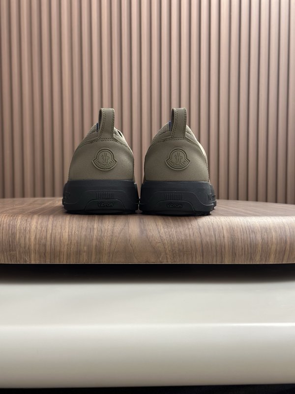 Moncler 몽클레어 남성 운동화 001-271621