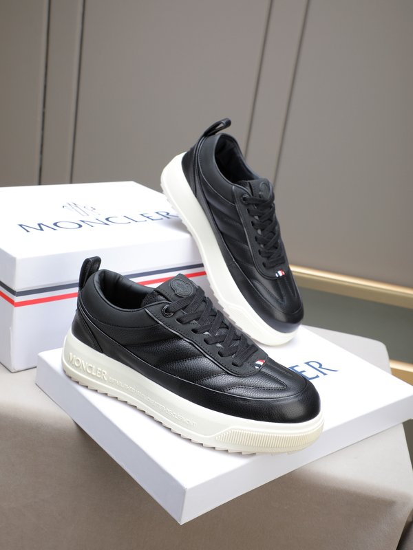 Moncler 몽클레어 남성 아웃도어 레이스업 운동화 001-271730