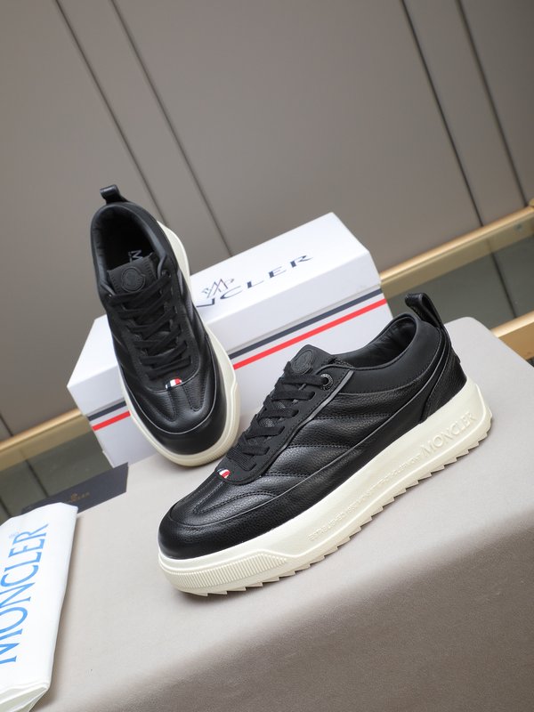 Moncler 몽클레어 남성 아웃도어 레이스업 운동화 001-271730