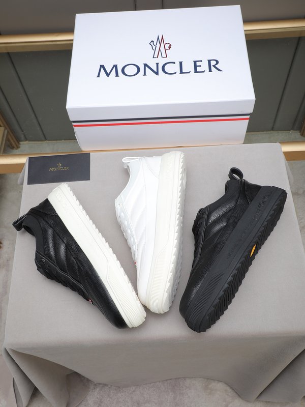 Moncler 남성 아웃도어 운동화 001-271735