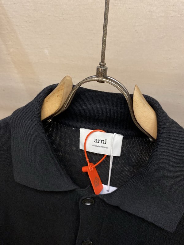 AMI Paris 하트 자수 니트 가디건 001-271837