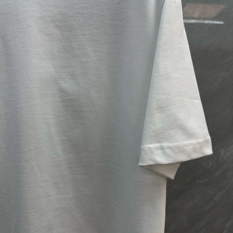 톰브라운 강아지 하트 자수 반팔 티셔츠 001-271879