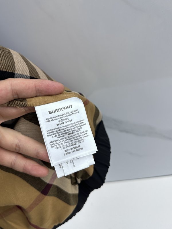 Burberry 2026 가을겨울 턴다운 칼라 자켓 001-271962
