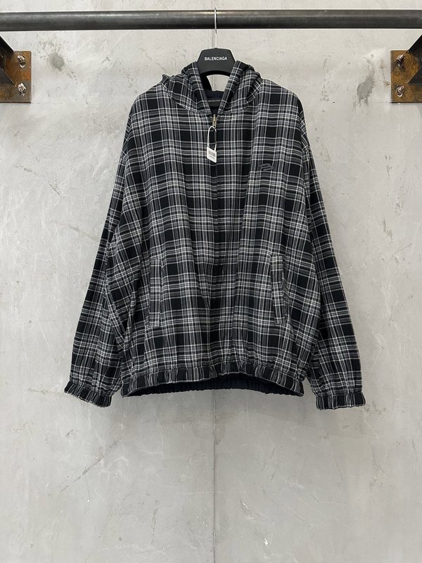 발렌시아가 체크 양면 착용 지퍼 자켓 001-272039