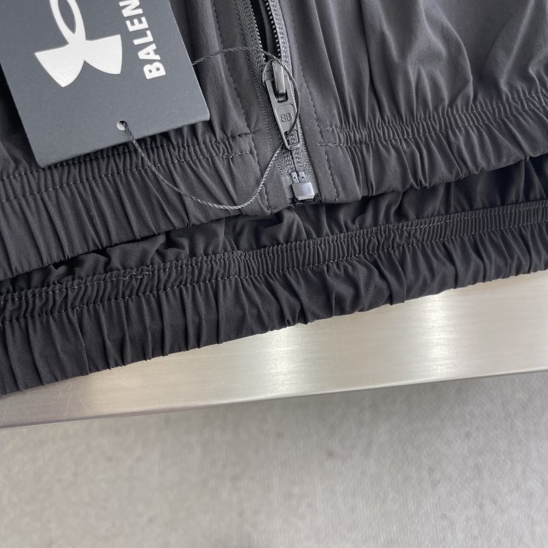 Balenciag 콜라보 신축성 나일론 자켓 001-272053