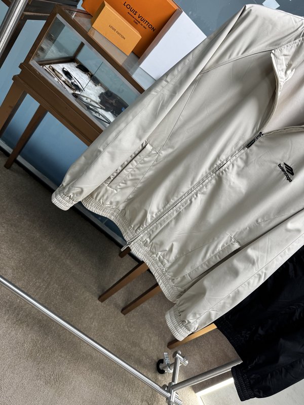 Balenciaga 스탠드칼라 재킷 001-272074