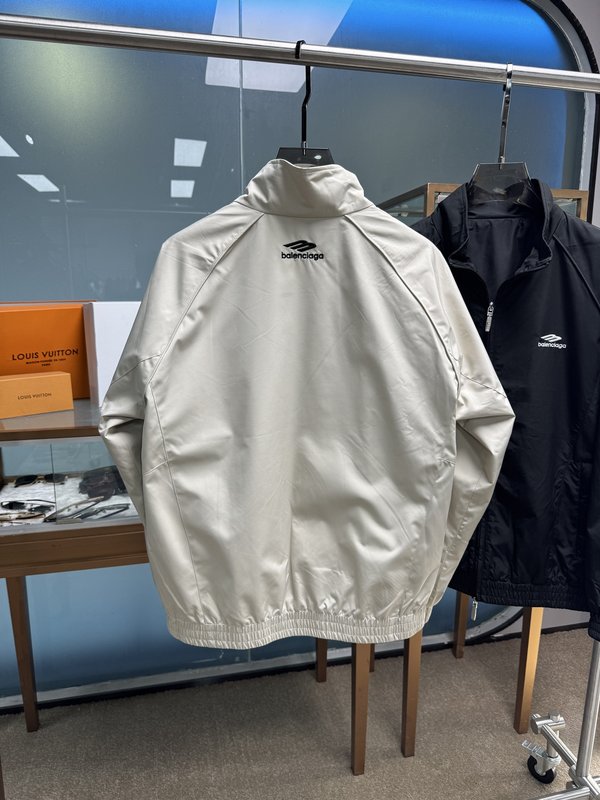 Balenciaga 스탠드칼라 재킷 001-272074