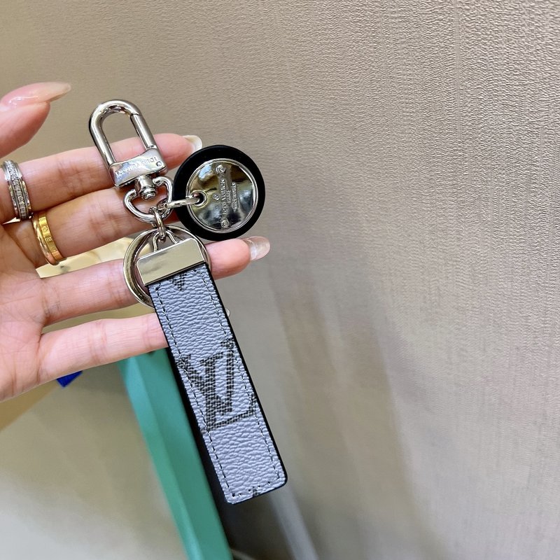 루이비통 우주인 키링 001-273048