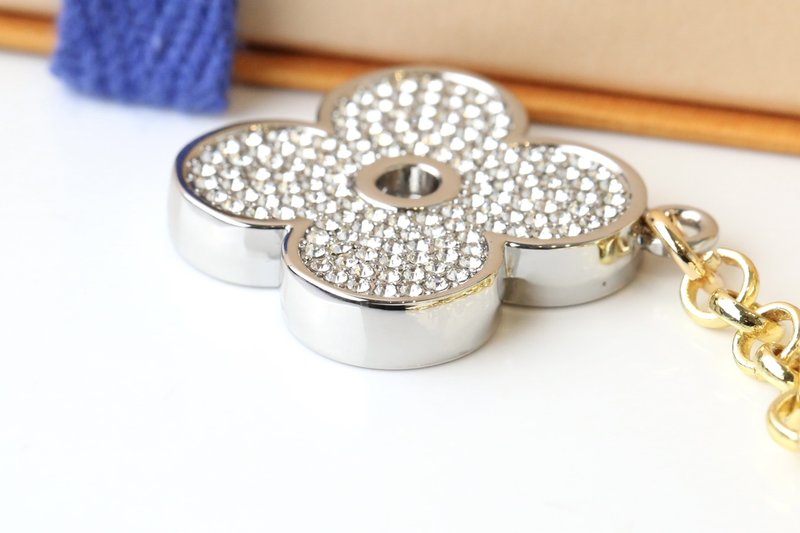 루이비통 포플라워 키링 골드 화이트 001-273116