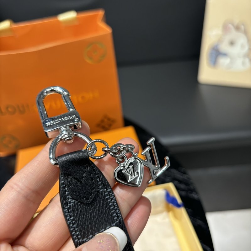 루이비통 체크 로고 키링 001-273124