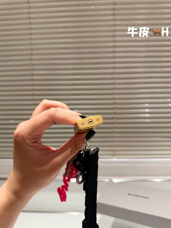 파리 키링 열쇠고리 001-273217