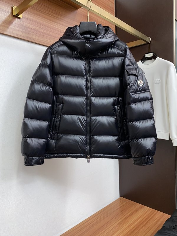 몽클레어 마야 클래식 다운 재킷 001-273516