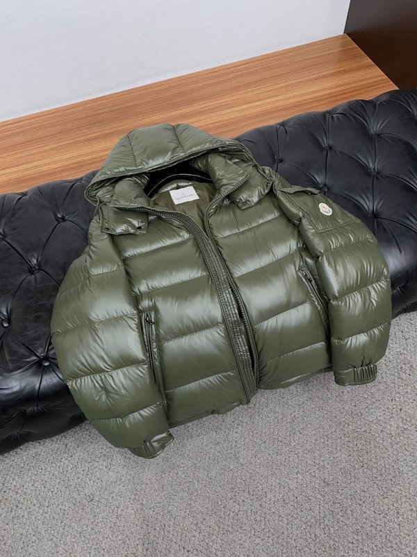 몽클레어 마야 클래식 구스 다운 패딩 001-273517