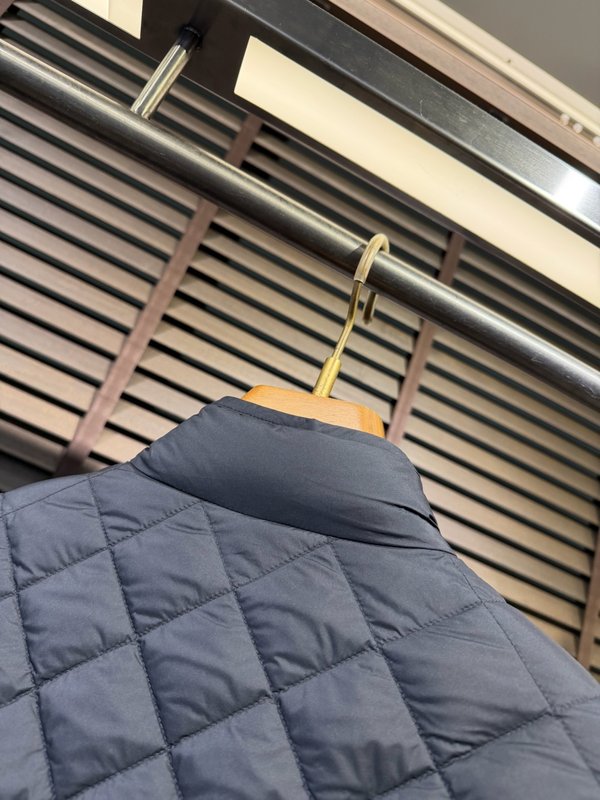 몽클레어 다운 재킷 남성 001-273524