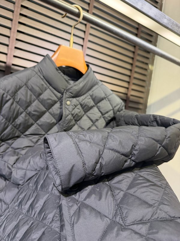몽콜 다운 재킷 001-273528
