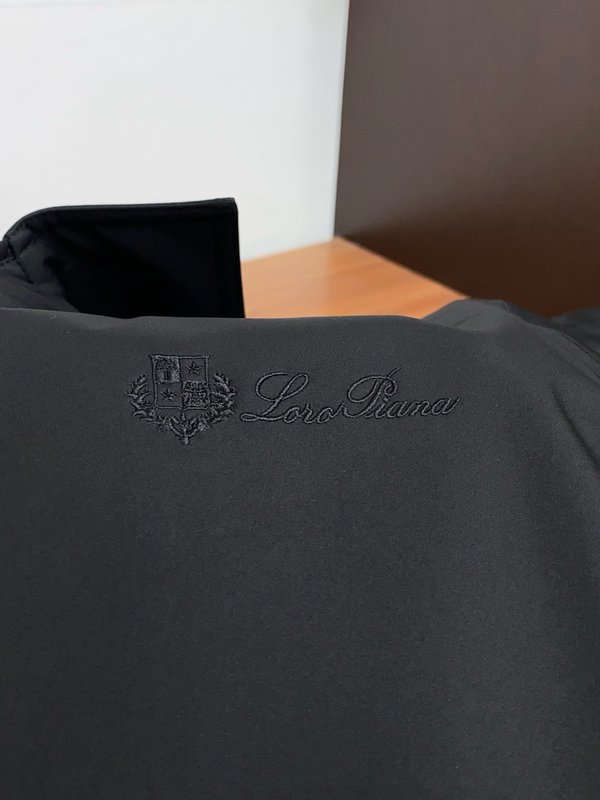로로피아나 남성 캐주얼 턴다운 칼라 자켓 001-273582