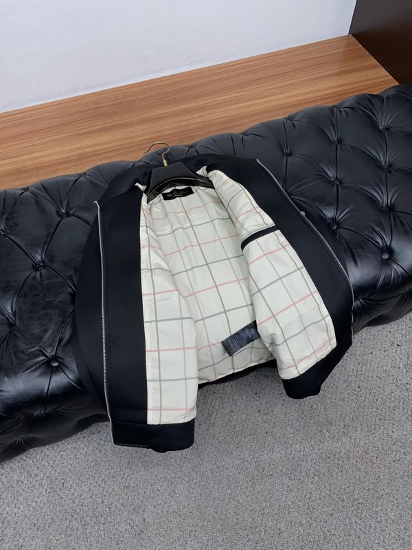 로로피아나 스탠드칼라 자켓 001-273623