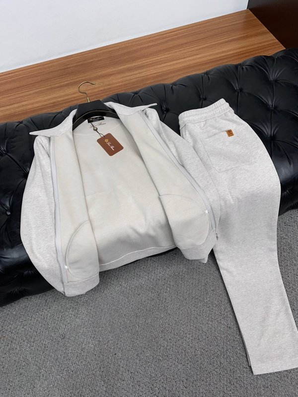 로로피아나 울 캐주얼 트레이닝 세트 001-273630