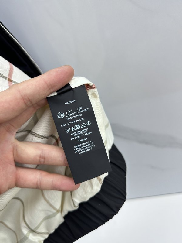 Loro Piana 턴다운 칼라 자켓 001-273656